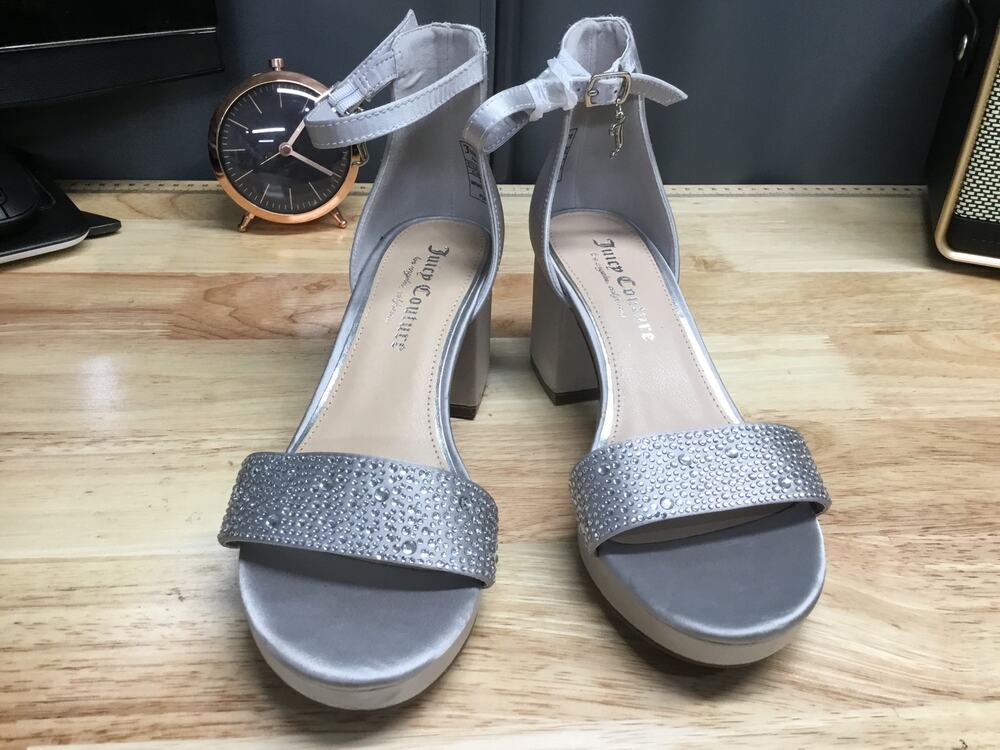 Juicy Couture Nelly Sandals Women's 6.5 Silver Rhinestone Block Heel Ankle Strap